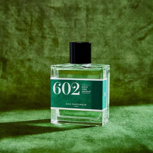 Eau de parfum 602 with black pepper, cedar and patchouli