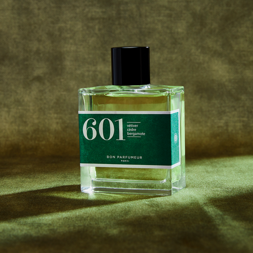 Eau de parfum 601 with vetiver, cedar and bergamot